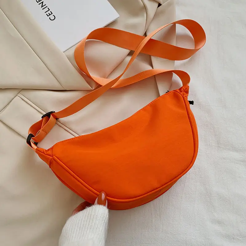 2023 nylon messenger bag women's new trendy dumpling bag lightweight small shoulder bag armpit bag simple shoulder canvas bag